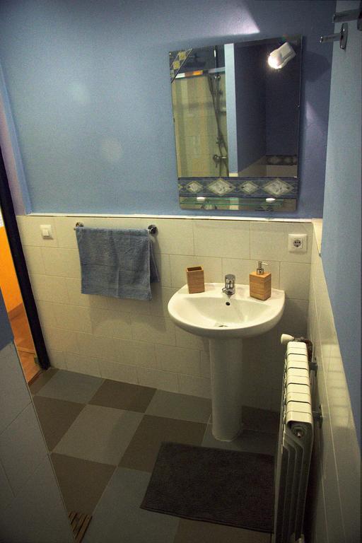 Apartamentos Saltarel-Lo Besalu Luaran gambar