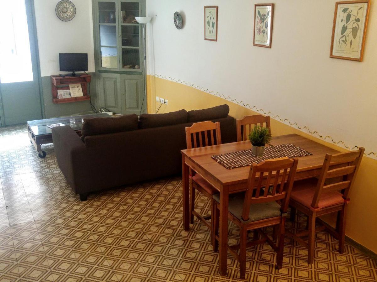 Apartamentos Saltarel-Lo Besalu Luaran gambar